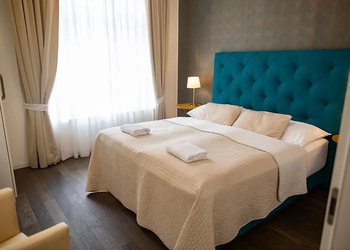 Luxury Modern Designed Oldtown Appartement
