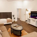 Luxury Modern Designed Oldtown Praga